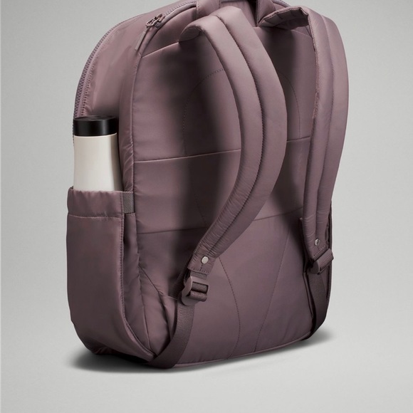 NWT pack it up backpack 21L - Picture 4 of 4